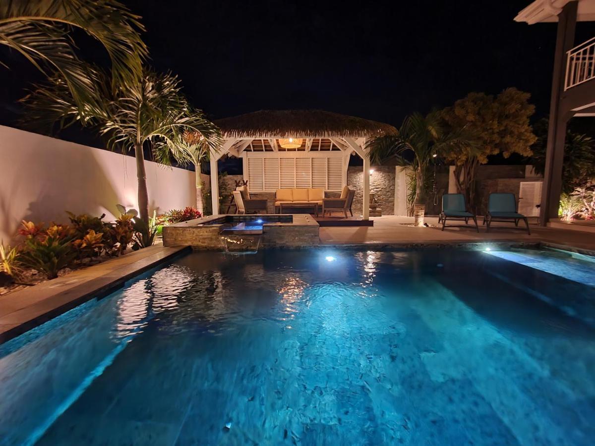La Villa Rosaya - Piscine & Jacuzzi Saint Pierre Bagian luar foto